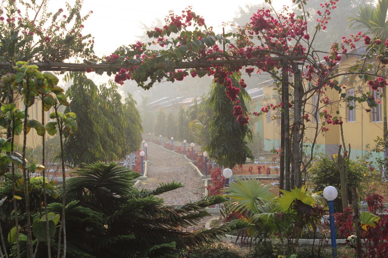 The Mystic Forest - A Tea Garden Resort At Dooars Madari Hat Экстерьер фото