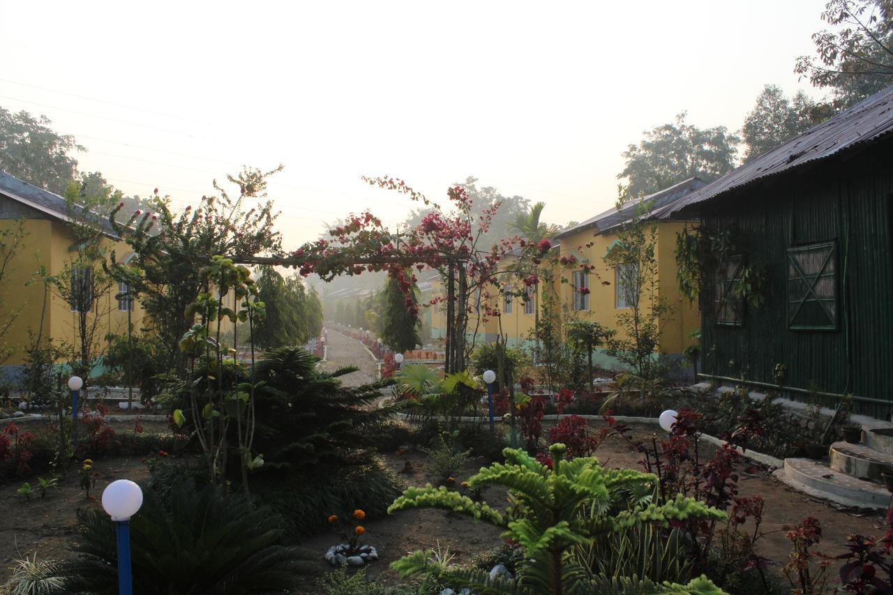 The Mystic Forest - A Tea Garden Resort At Dooars Madari Hat Экстерьер фото